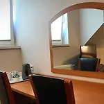 Agape Homestay Szczecin-Plonia