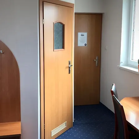 Alloggio in famiglia Agape Płonia