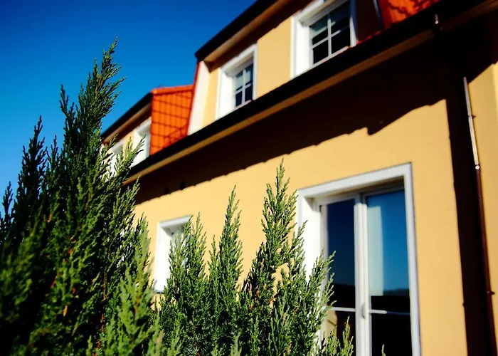 诺克莱吉爱德旅馆 民宿 Płonia